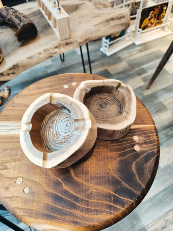 زیرسیگاری چوبی